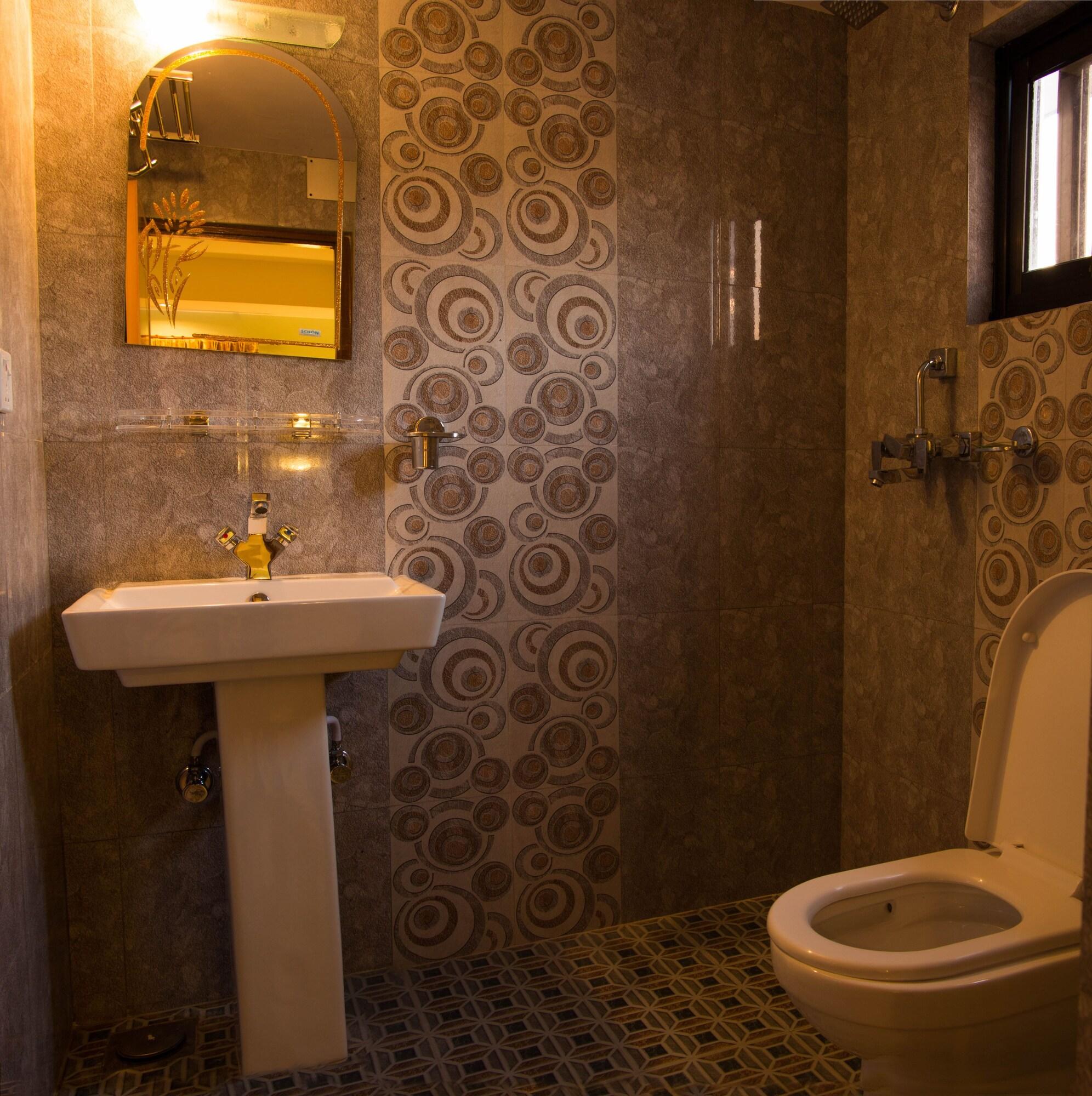 Hotel River Park Pokhara Ngoại thất bức ảnh