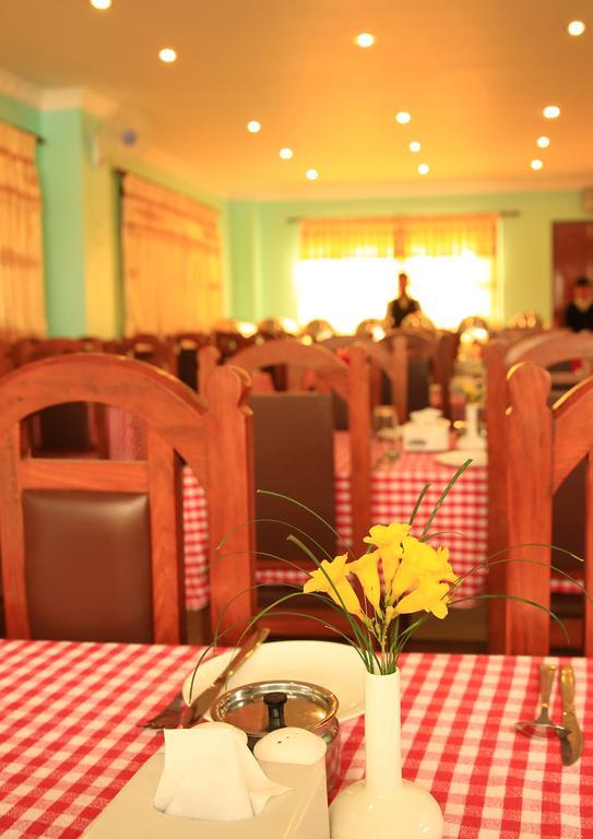 Hotel River Park Pokhara Ngoại thất bức ảnh