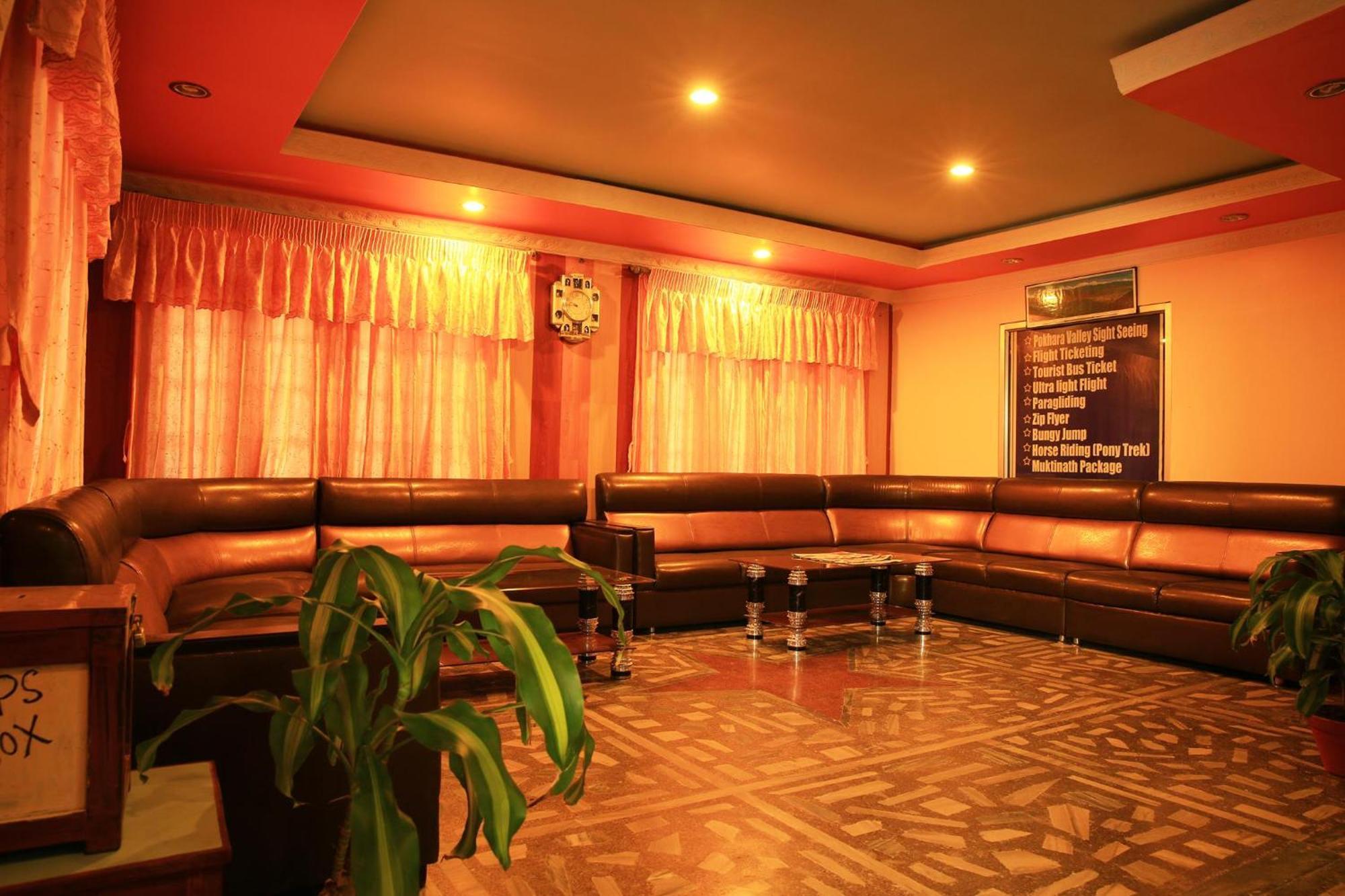 Hotel River Park Pokhara Ngoại thất bức ảnh