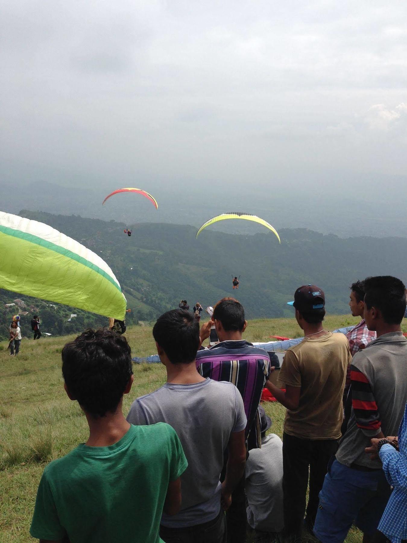 Hotel River Park Pokhara Ngoại thất bức ảnh