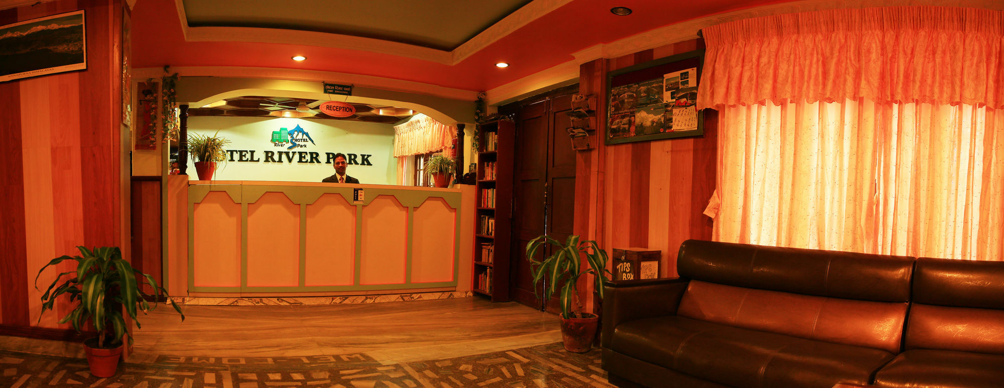 Hotel River Park Pokhara Ngoại thất bức ảnh