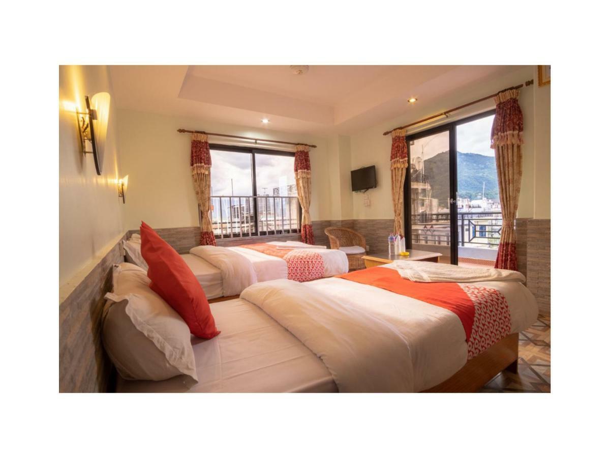 Hotel River Park Pokhara Ngoại thất bức ảnh